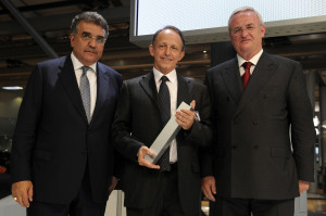 SANZ, AlbertoPIRELLI e WINTERKORN.
